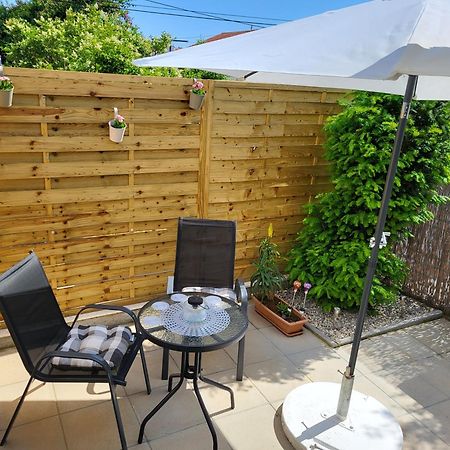 Studio Apartment City With Free Parking PUY 외부 사진
