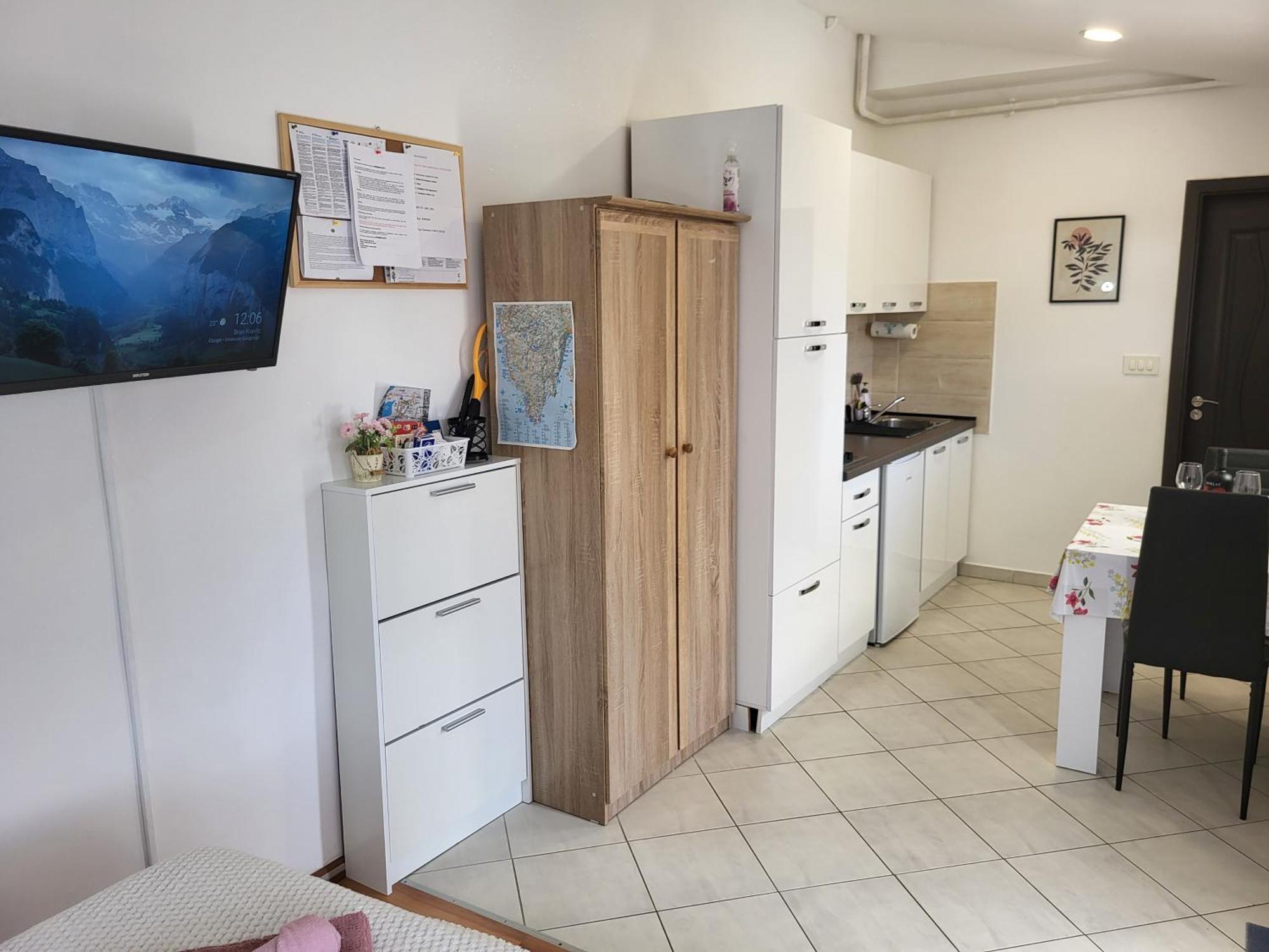Studio Apartment City With Free Parking PUY 외부 사진