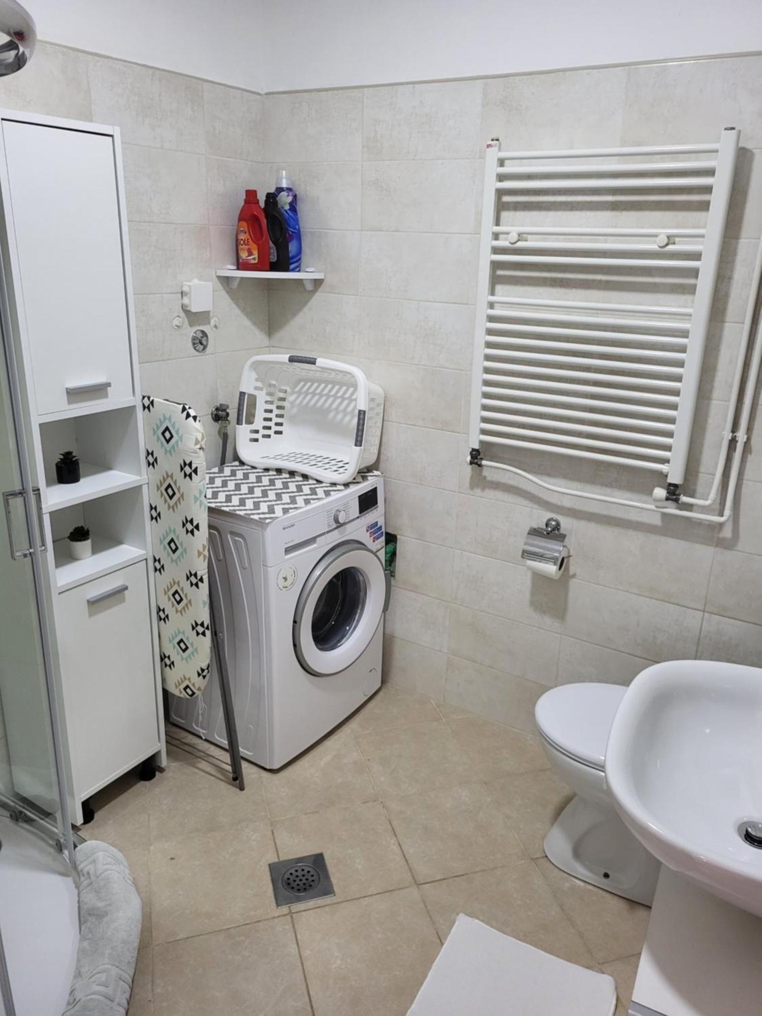 Studio Apartment City With Free Parking PUY 외부 사진
